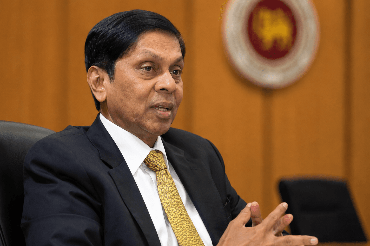 හිටපු මහ බැංකු අධිපති අජිත් නිවාඩ් කබ්රාල්ට යළි නඩු